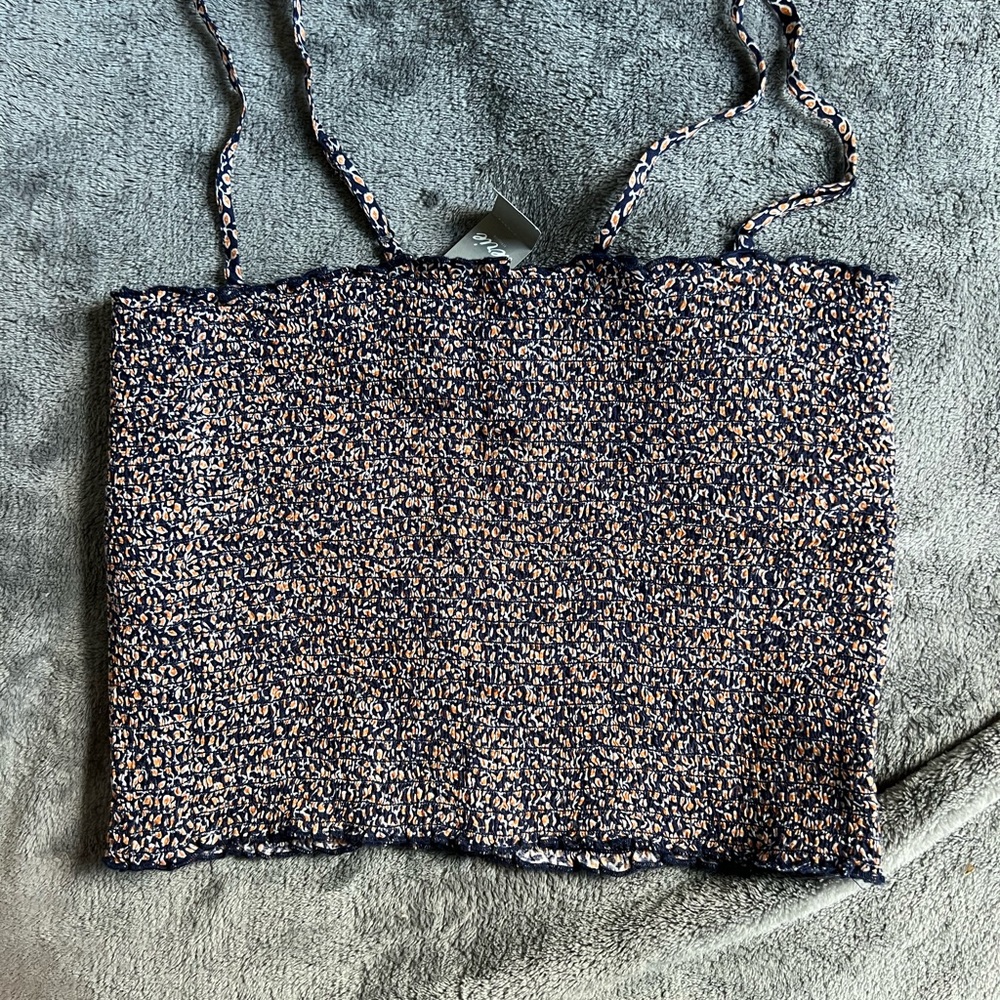 american eagle, crop top, size M, NWT